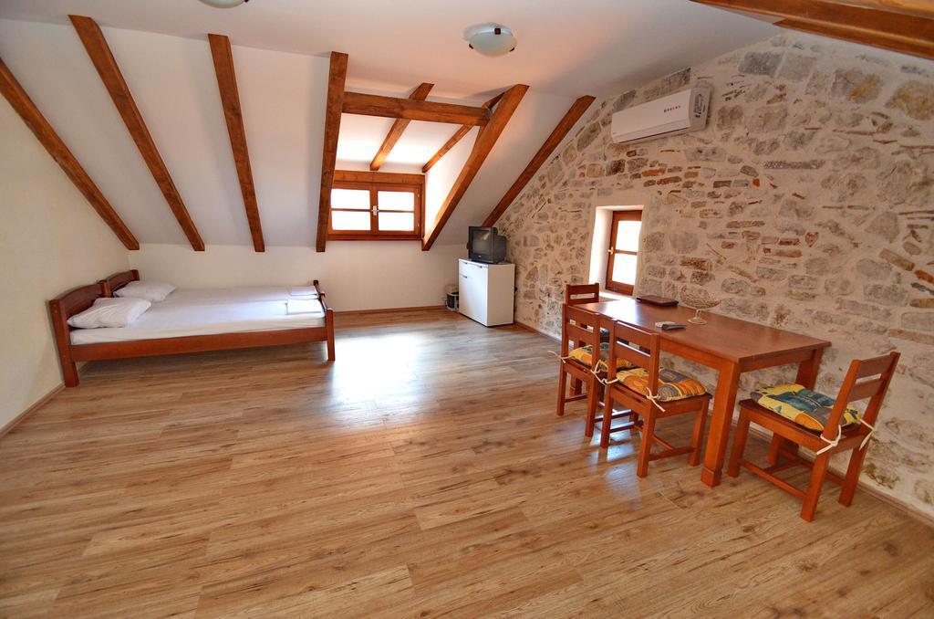Apartments Historic Stone House Kotor Cameră foto